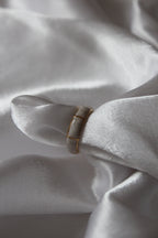 Beyaz Çelik Yüzük